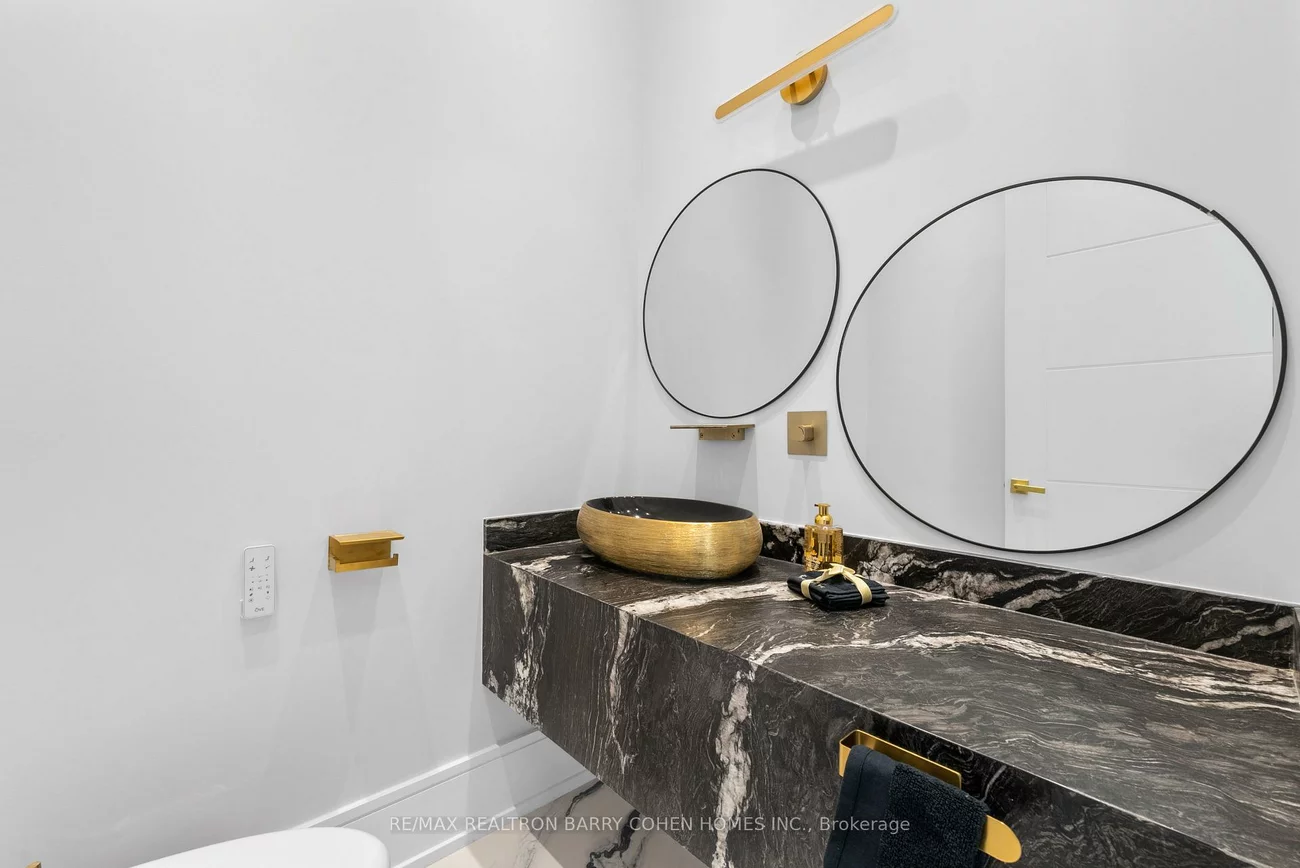 615, Briar Hill, Forest Hill North, Toronto