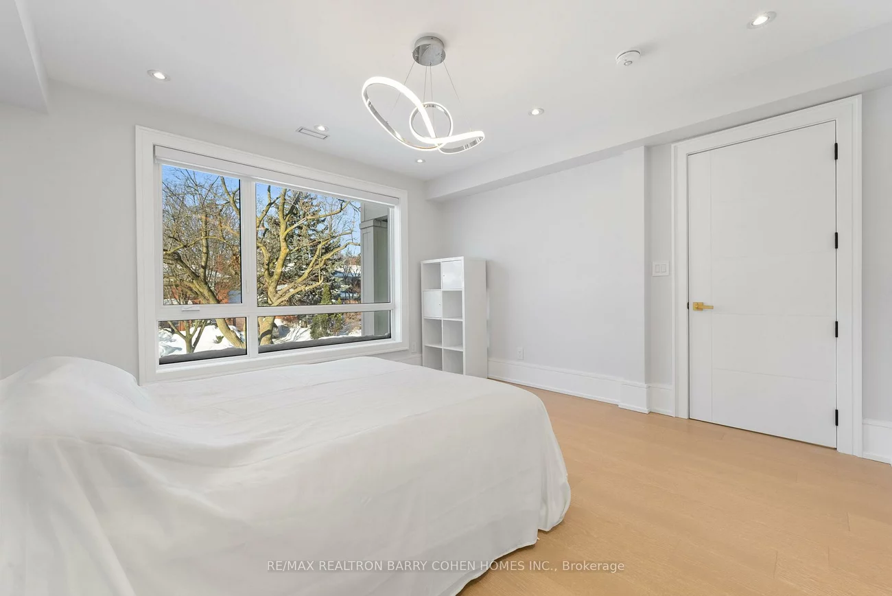 615, Briar Hill, Forest Hill North, Toronto