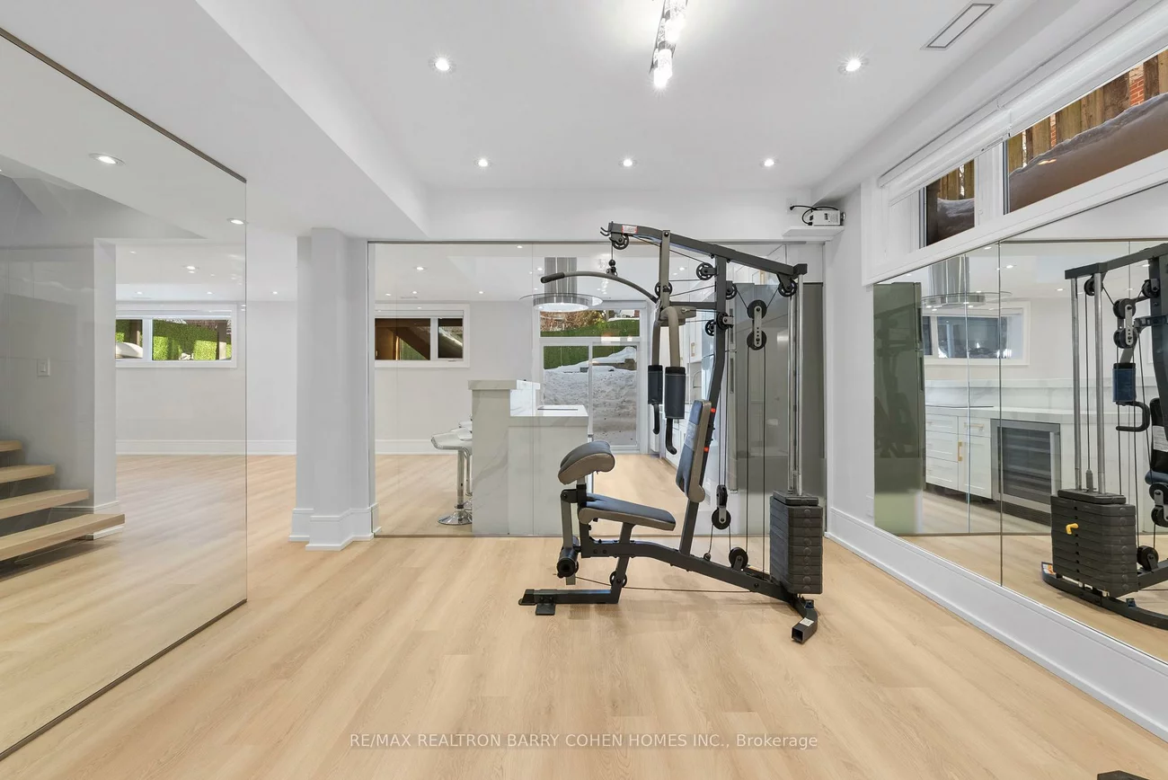 615, Briar Hill, Forest Hill North, Toronto