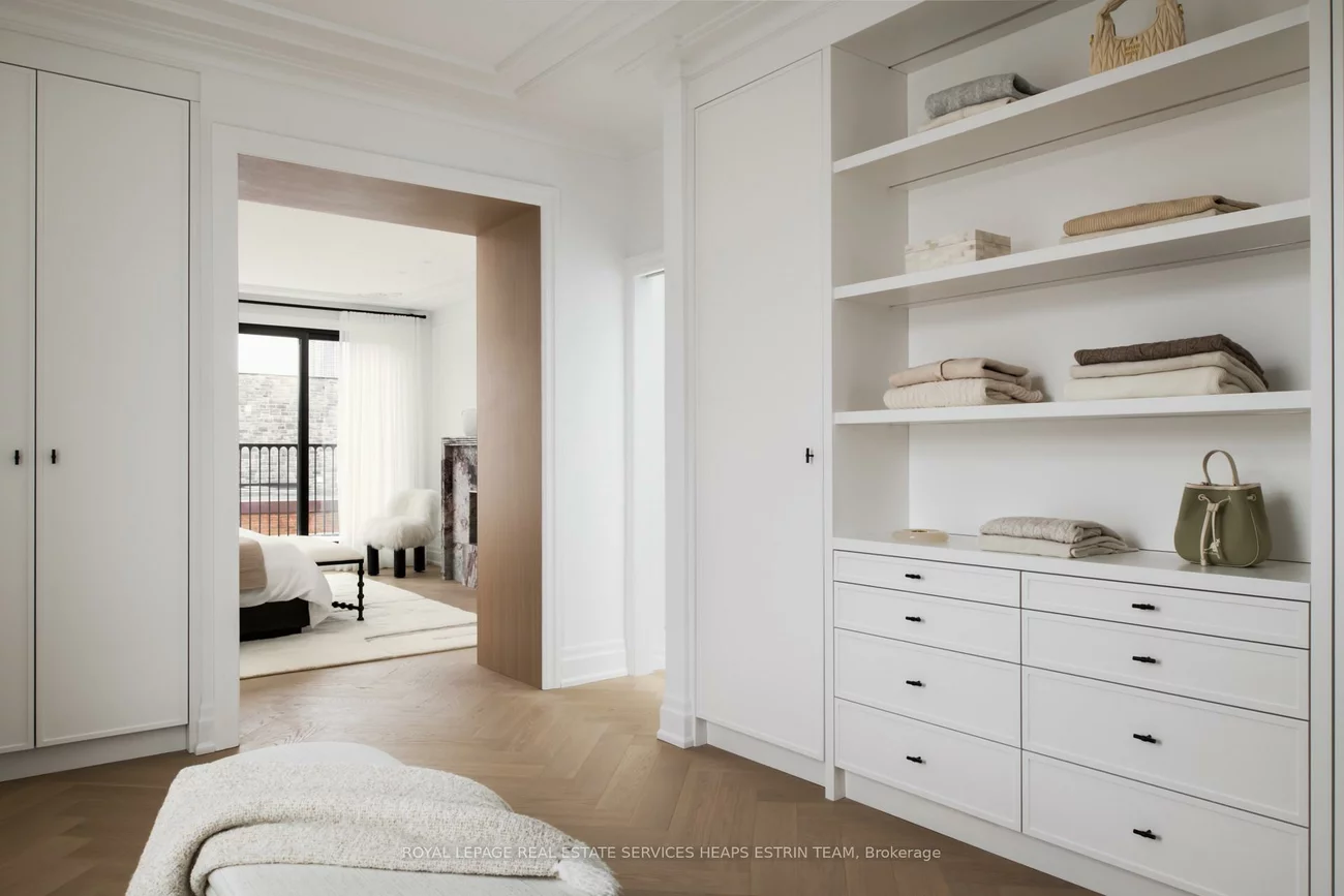 23, Lippincott, Kensington-Chinatown, Toronto