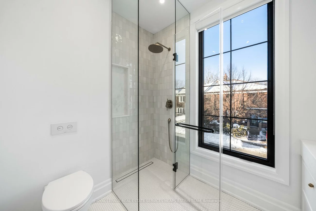 23, Lippincott, Kensington-Chinatown, Toronto