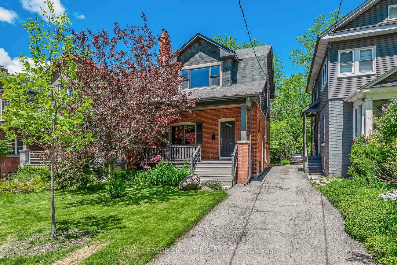 90, Roselawn, Yonge-Eglinton, Toronto