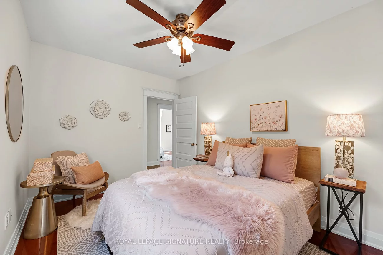 90, Roselawn, Yonge-Eglinton, Toronto