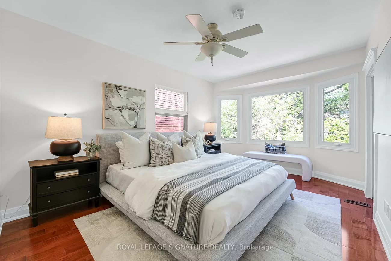 90, Roselawn, Yonge-Eglinton, Toronto