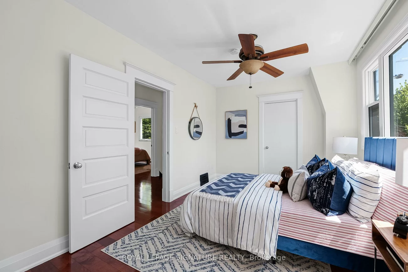 90, Roselawn, Yonge-Eglinton, Toronto
