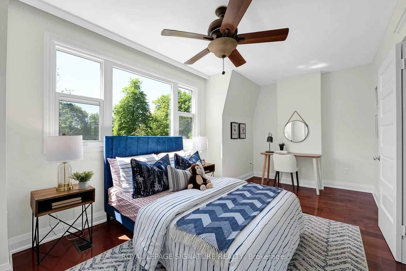 90, Roselawn, Yonge-Eglinton, Toronto