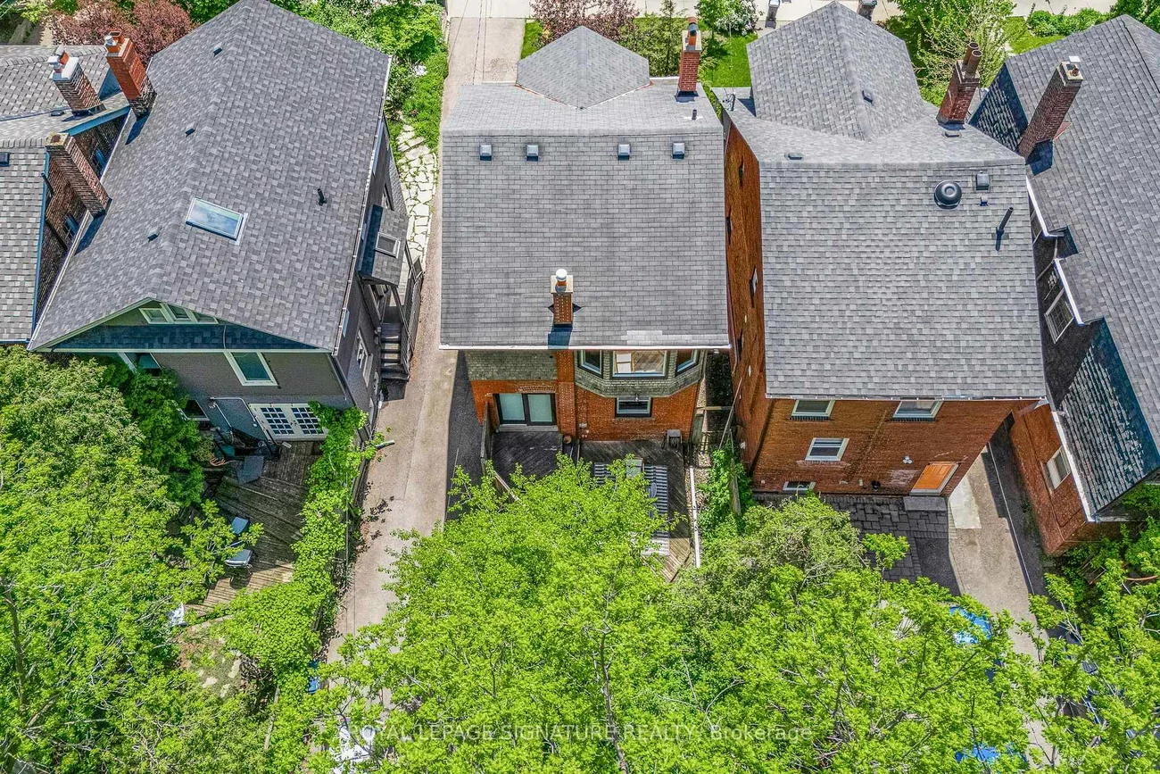 90, Roselawn, Yonge-Eglinton, Toronto