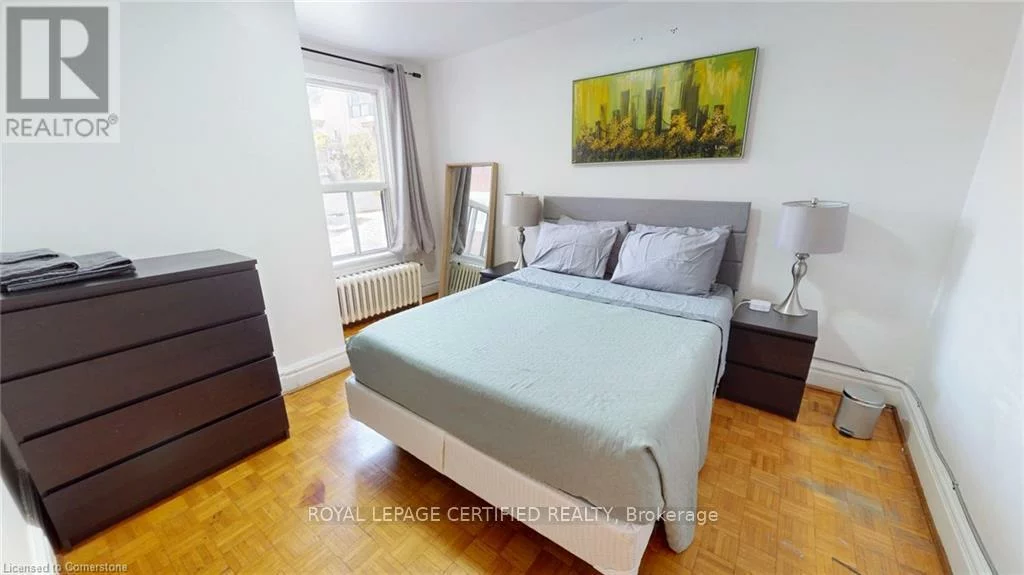 36, Mitchell, Niagara, Toronto