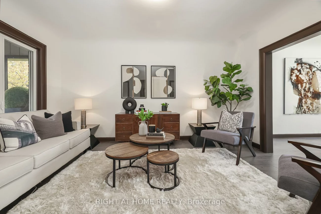 20, Winona, Wychwood, Toronto