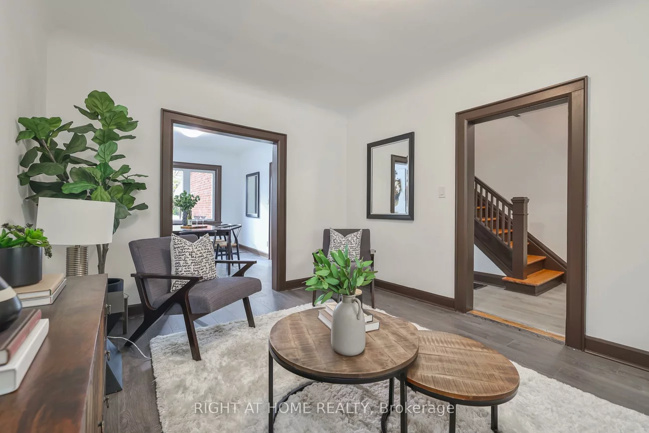 20, Winona, Wychwood, Toronto