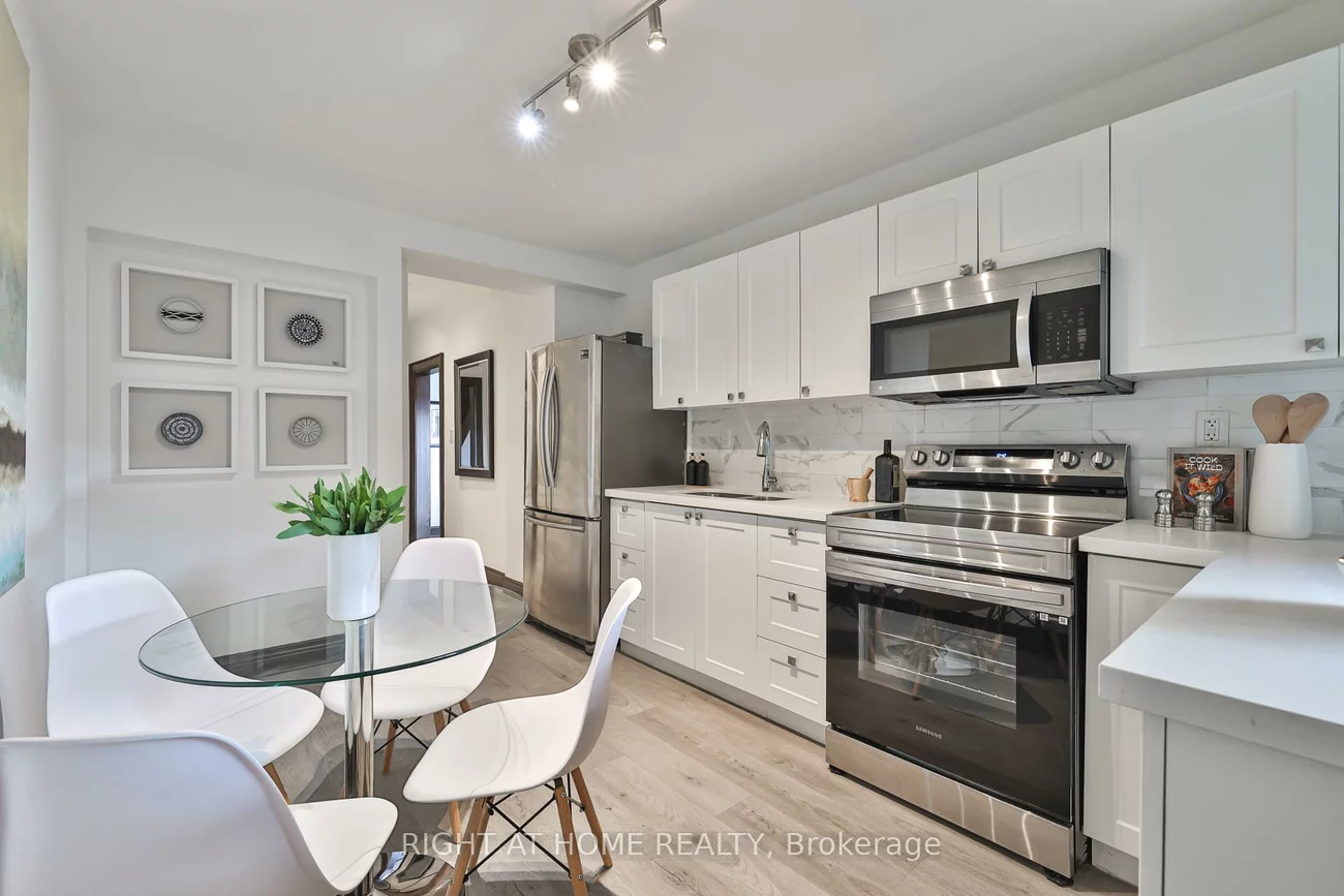 20, Winona, Wychwood, Toronto