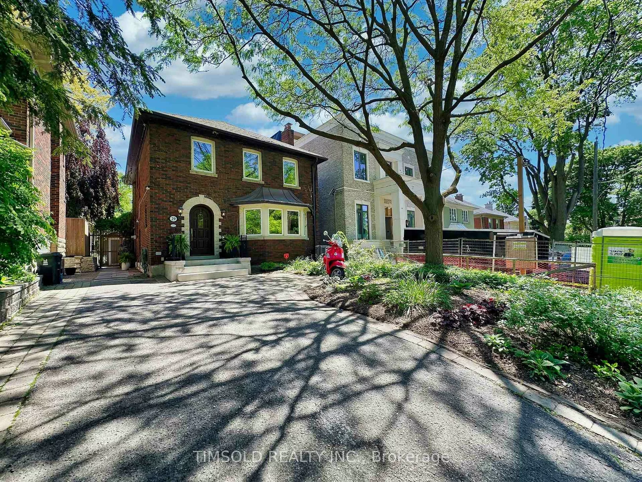 29, Tarlton, Forest Hill South, Toronto