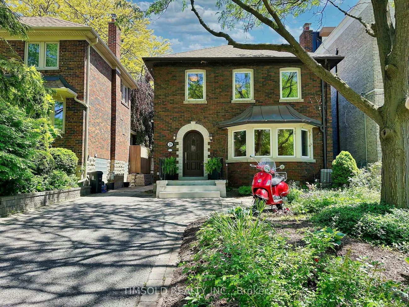 29, Tarlton, Forest Hill South, Toronto