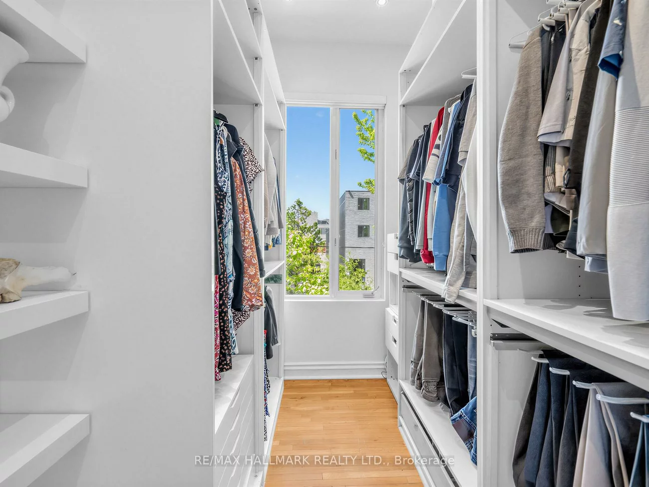 25, Grange, Kensington-Chinatown, Toronto