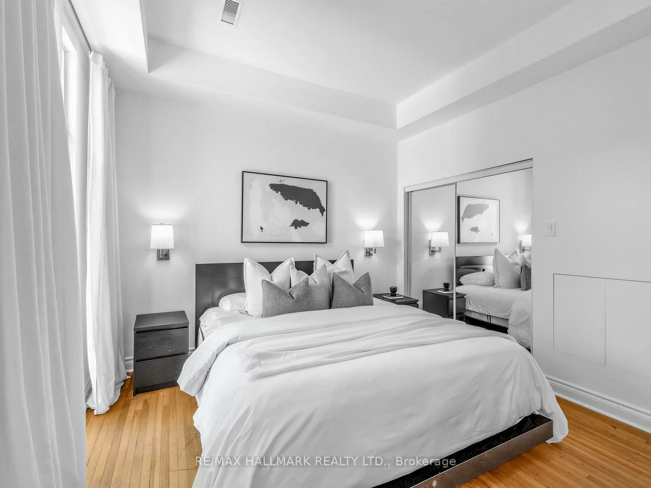 25, Grange, Kensington-Chinatown, Toronto