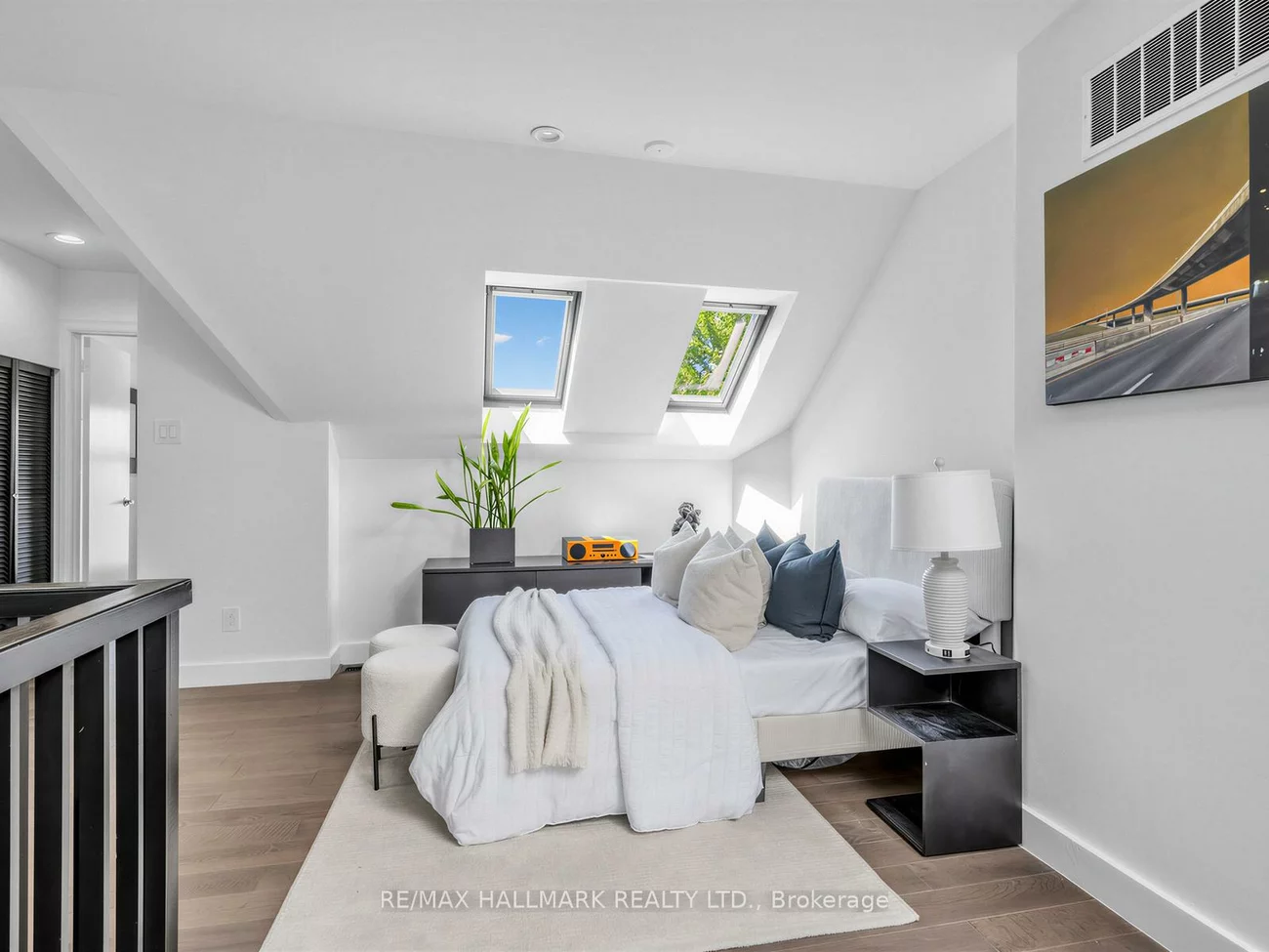 25, Grange, Kensington-Chinatown, Toronto