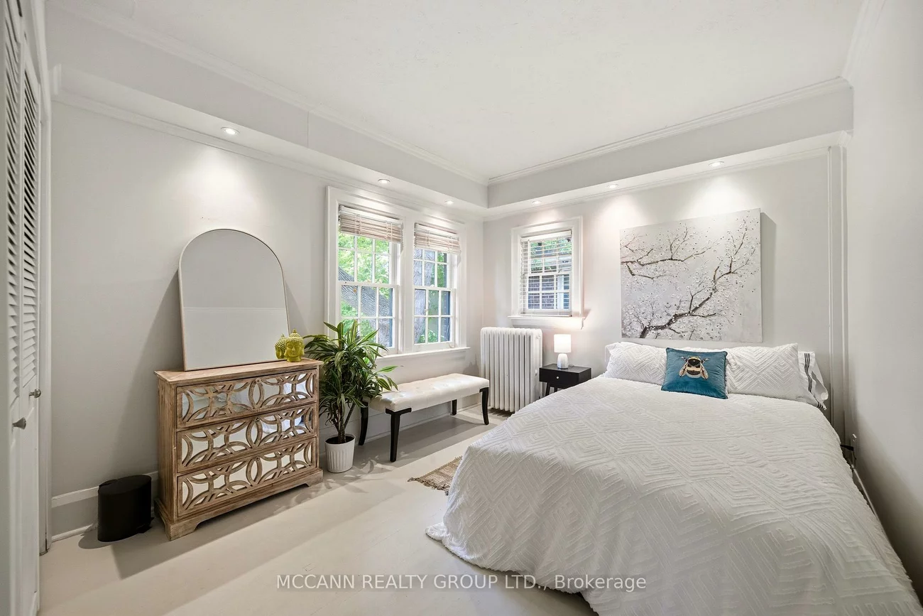 1396, Mount Pleasant, Lawrence Park South, Toronto