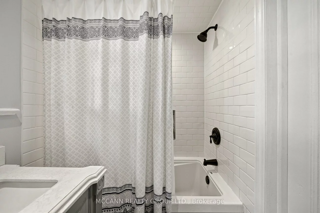 1396, Mount Pleasant, Lawrence Park South, Toronto