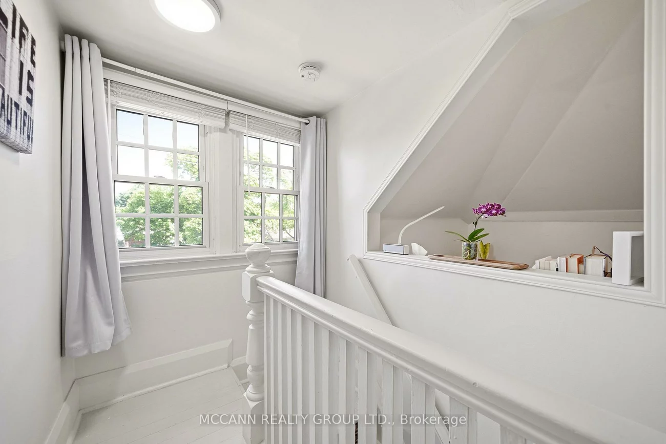 1396, Mount Pleasant, Lawrence Park South, Toronto