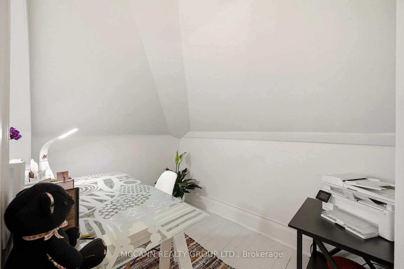 1396, Mount Pleasant, Lawrence Park South, Toronto