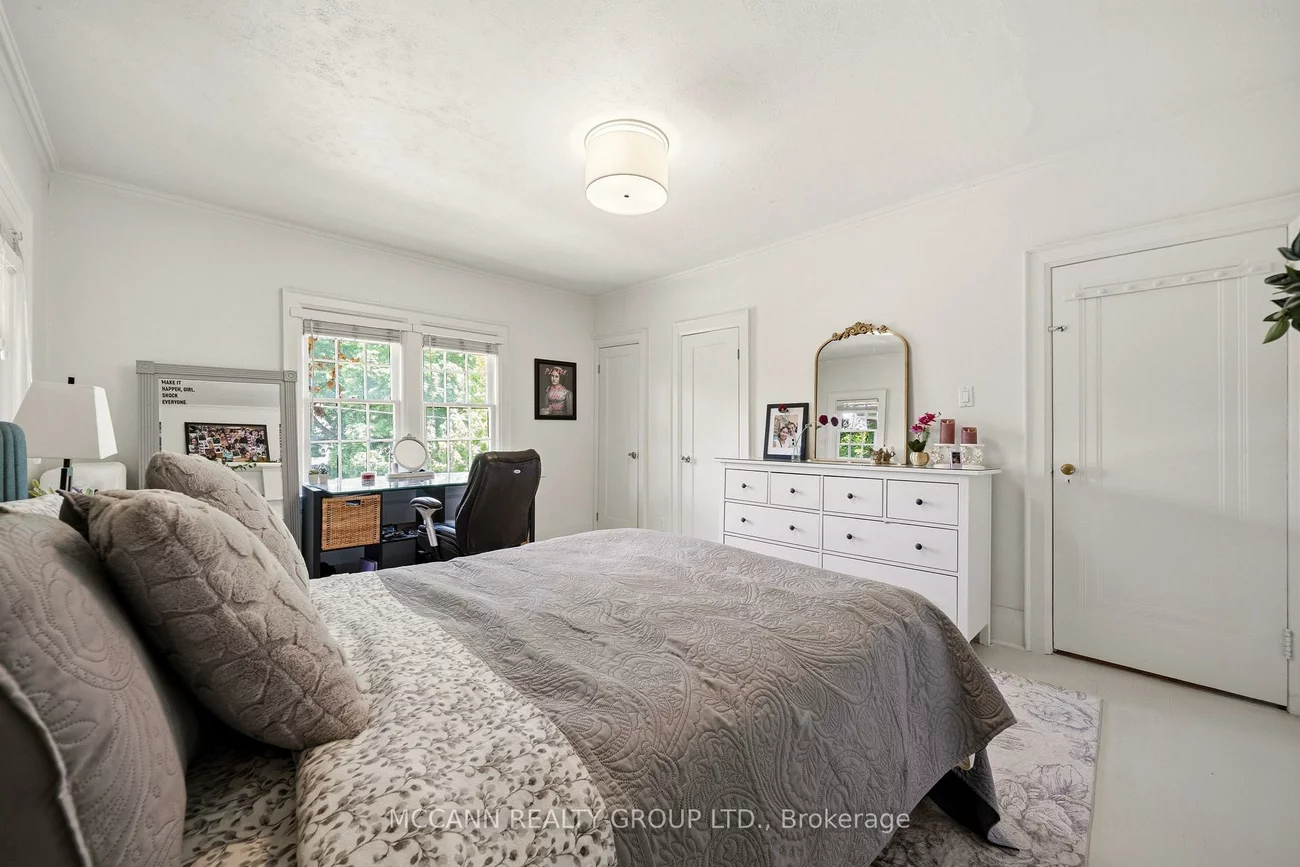 1396, Mount Pleasant, Lawrence Park South, Toronto