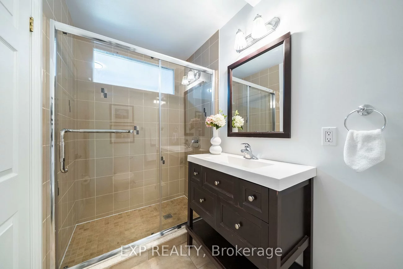177, Overbrook, Bathurst Manor, Toronto