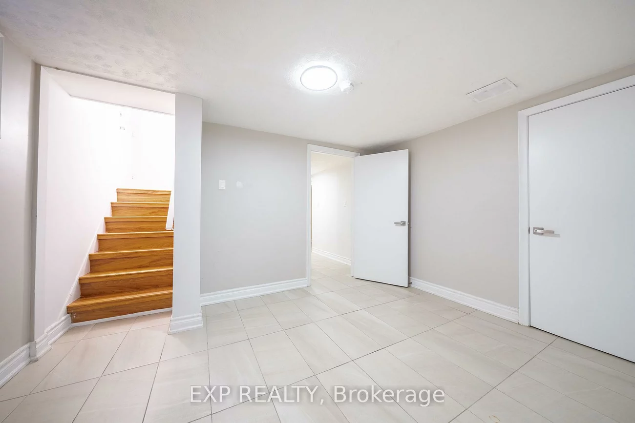177, Overbrook, Bathurst Manor, Toronto