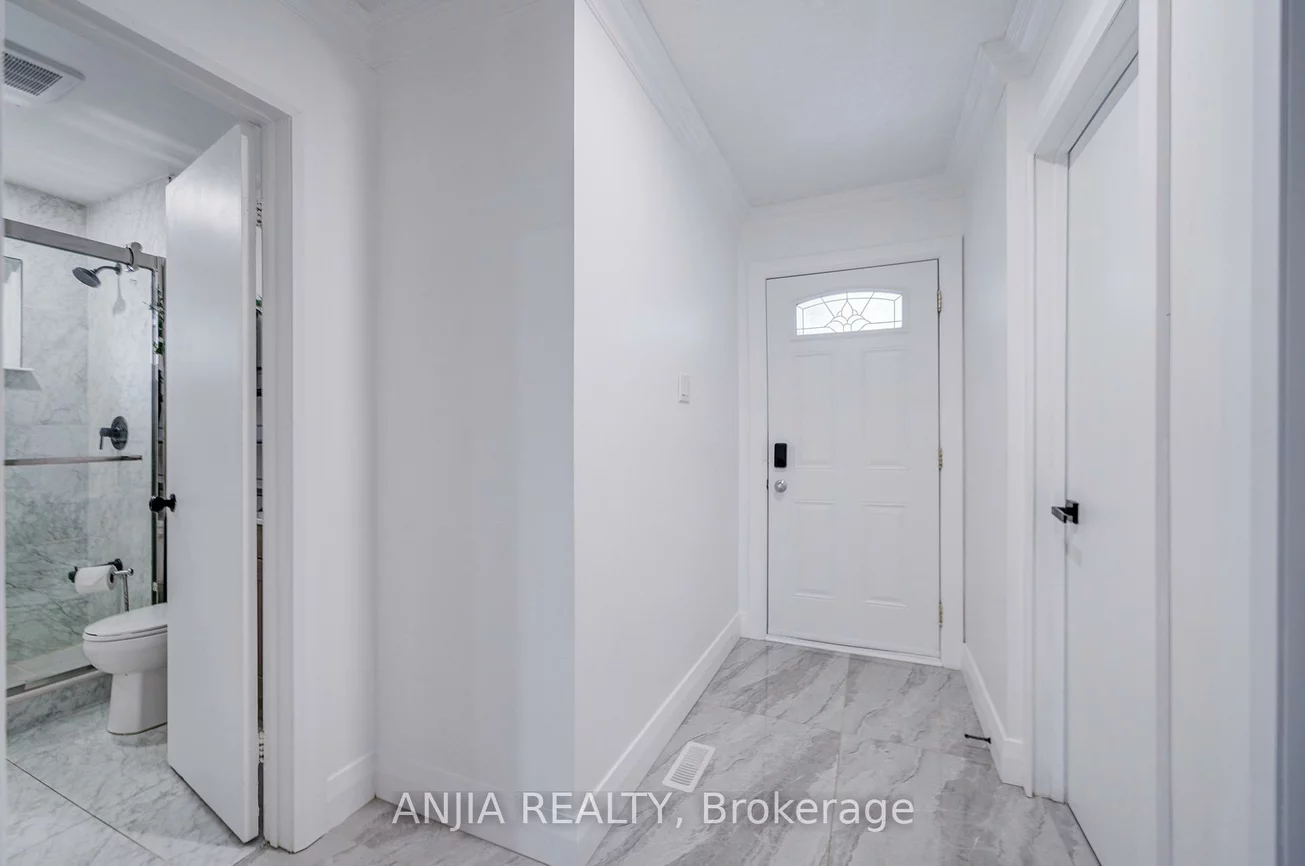 272, McNicoll, Hillcrest Village, Toronto