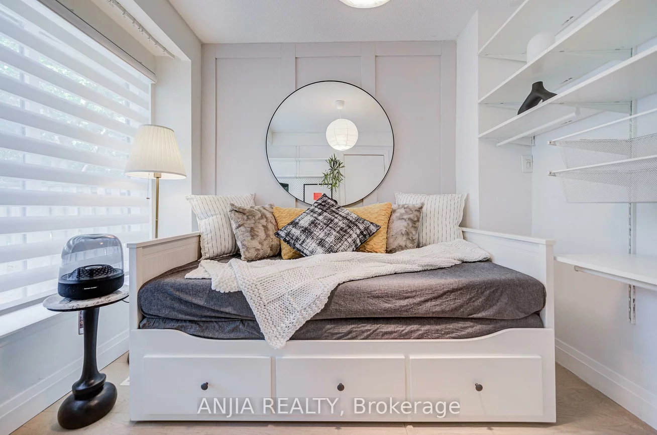 272, McNicoll, Hillcrest Village, Toronto