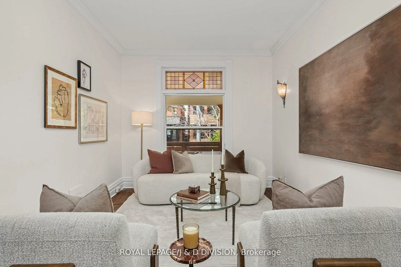 477, Roxton, Palmerston-Little Italy, Toronto