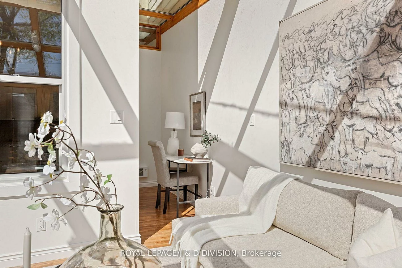 477, Roxton, Palmerston-Little Italy, Toronto
