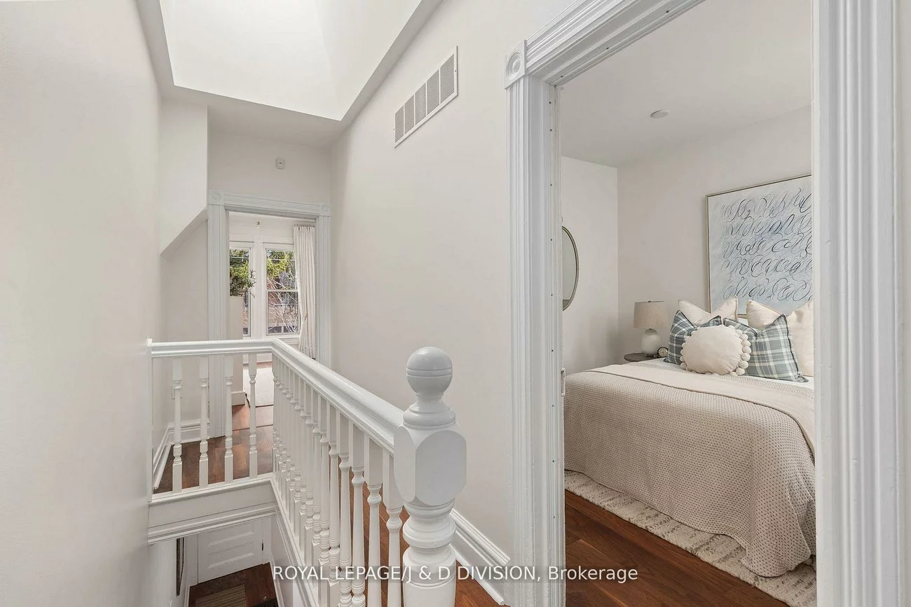 477, Roxton, Palmerston-Little Italy, Toronto