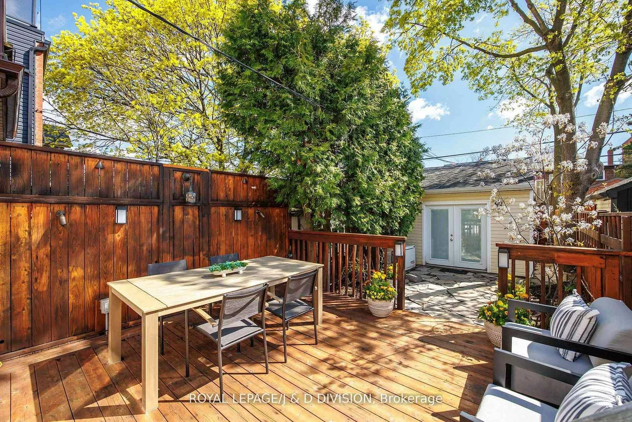 477, Roxton, Palmerston-Little Italy, Toronto