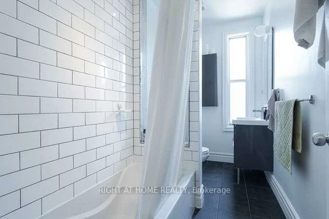 41, Lakeview, Trinity-Bellwoods, Toronto