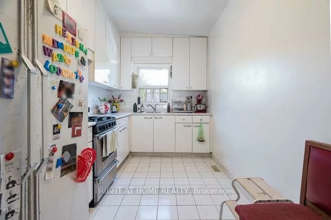 41, Lakeview, Trinity-Bellwoods, Toronto