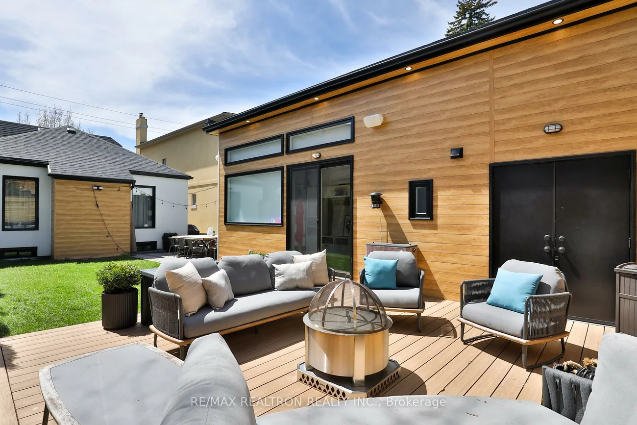 46, Gloucester, Humewood-Cedarvale, Toronto
