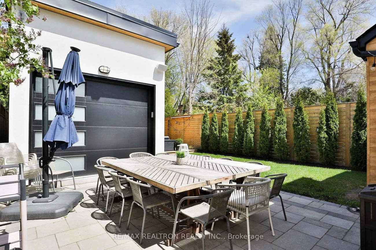 46, Gloucester, Humewood-Cedarvale, Toronto