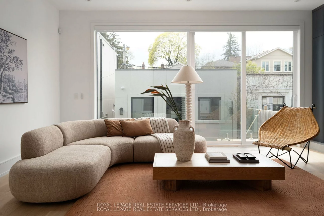 237, Bedford Park, Lawrence Park North, Toronto