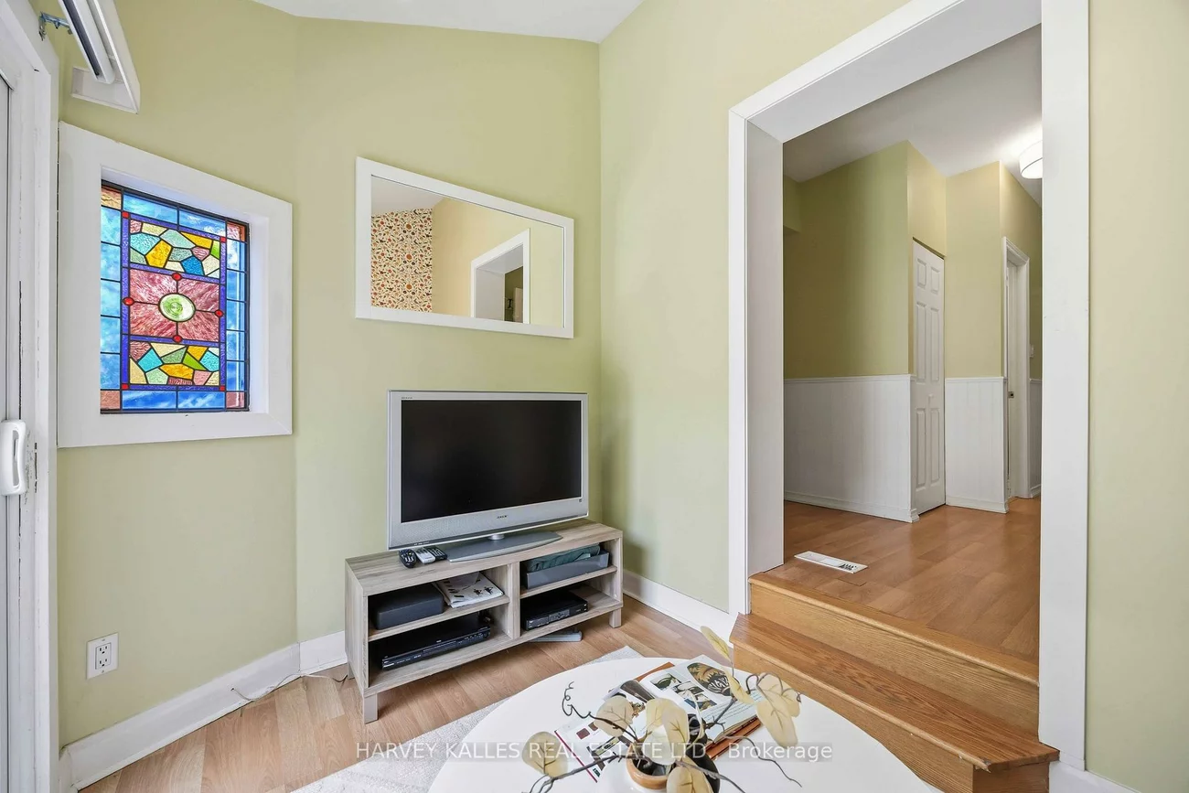 110, Cottingham, Yonge-St. Clair, Toronto
