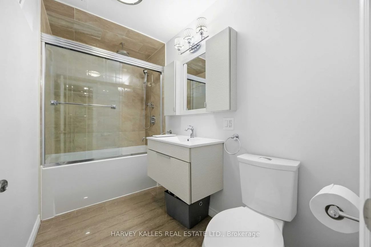 110, Cottingham, Yonge-St. Clair, Toronto