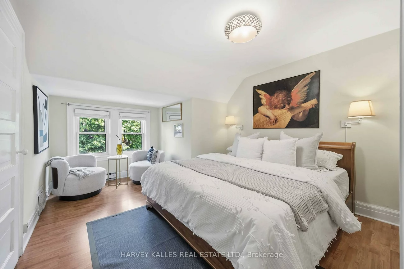 110, Cottingham, Yonge-St. Clair, Toronto