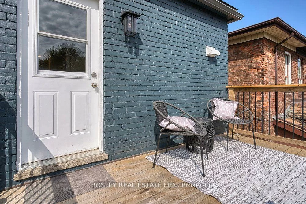 159A, Gladstone, Little Portugal, Toronto