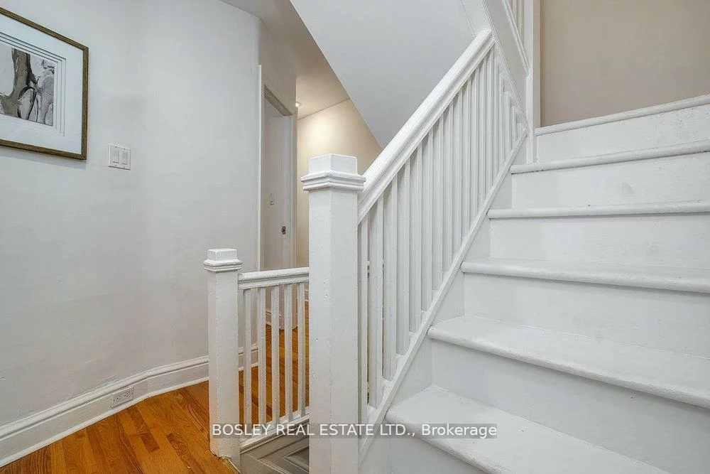 159A, Gladstone, Little Portugal, Toronto