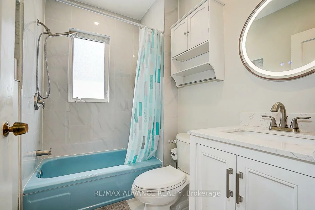 33, Castlefield, Yonge-Eglinton, Toronto