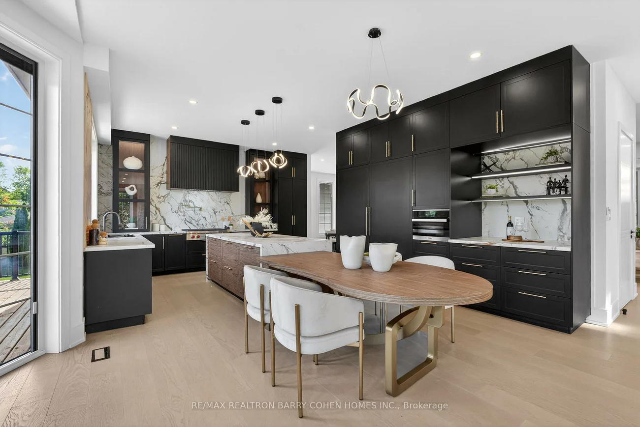 349, Ellerslie, Willowdale West, Toronto