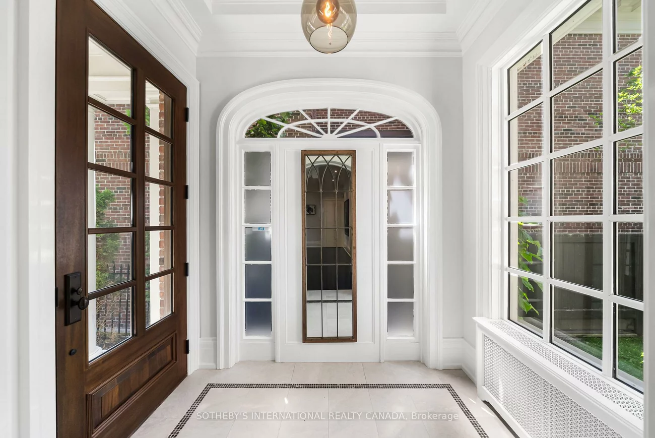 236, Poplar Plains, Casa Loma, Toronto