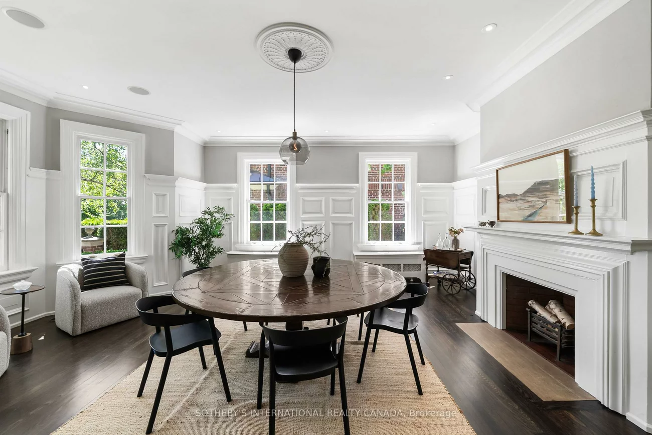 236, Poplar Plains, Casa Loma, Toronto