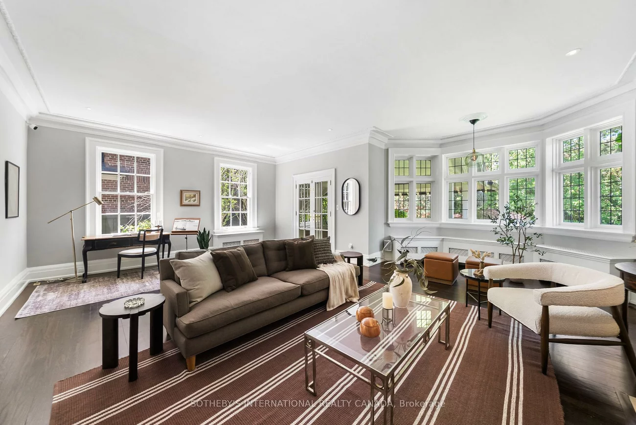 236, Poplar Plains, Casa Loma, Toronto