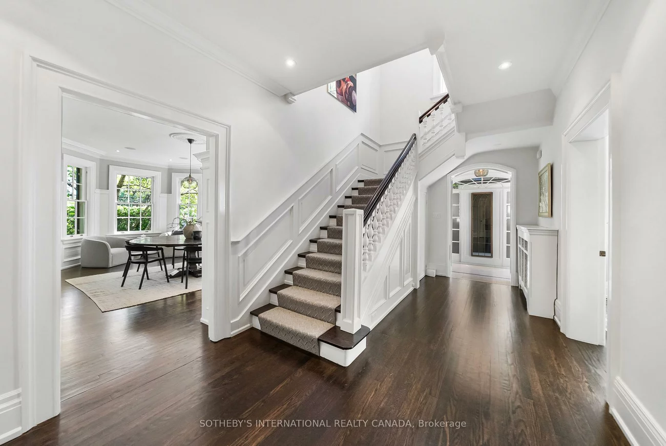 236, Poplar Plains, Casa Loma, Toronto
