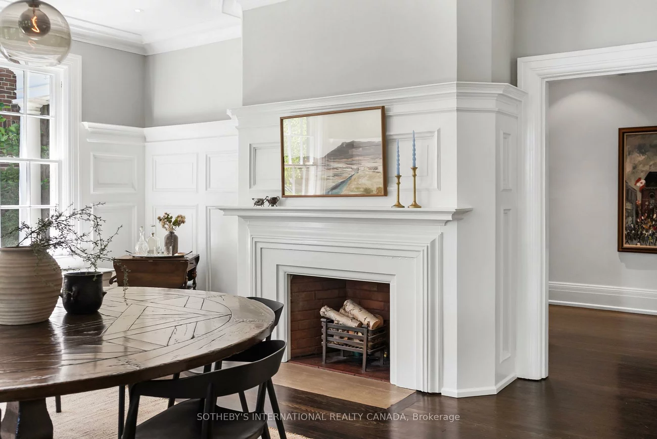 236, Poplar Plains, Casa Loma, Toronto